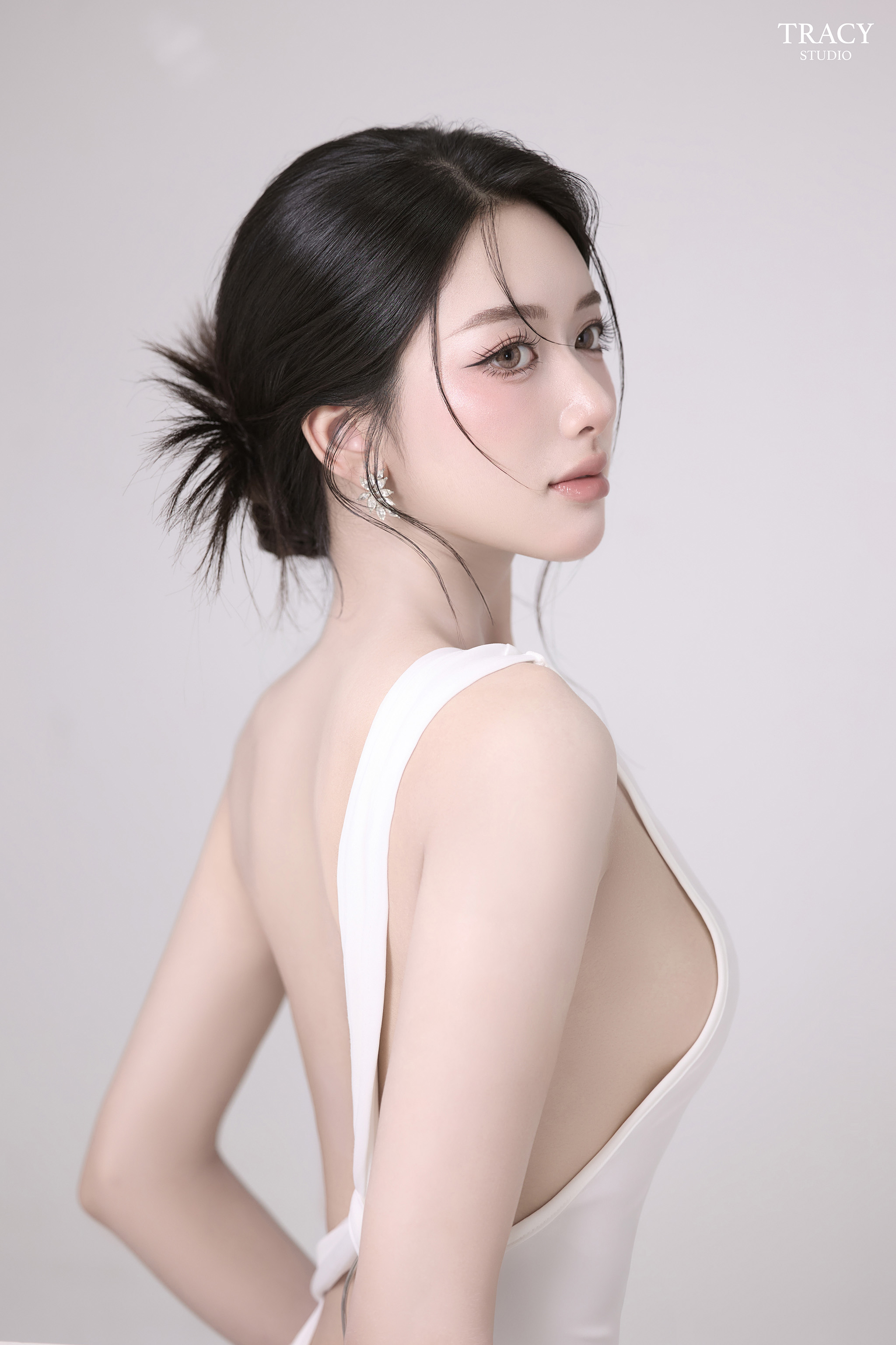 frontend/img/gallery/anh-beauty/tracy1025 copy 2.jpg